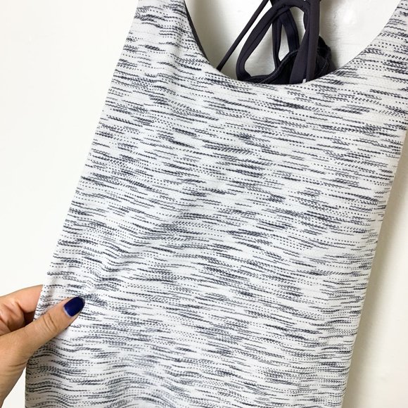 Lululemon free to be wild built in sports bra tank top heather gray purple 4 - Picture 2 of 7